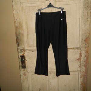Vintage Nike Capris Womens Size S  (RR-14)